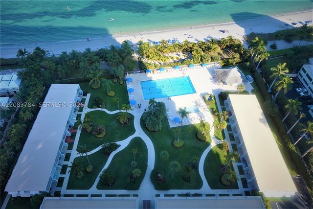 881 Ocean Dr 25E, Key Biscayne, FL 33149
