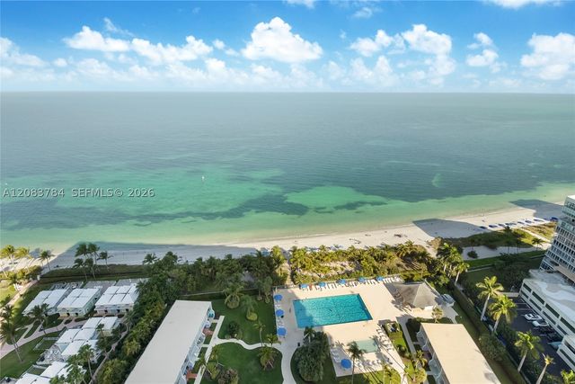 881 Ocean Dr 25E, Key Biscayne, FL 33149