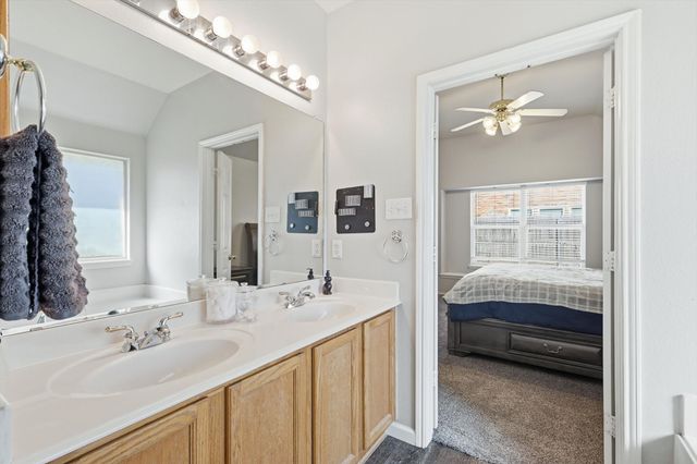 8178 Robertson Drive, Frisco, TX 75036