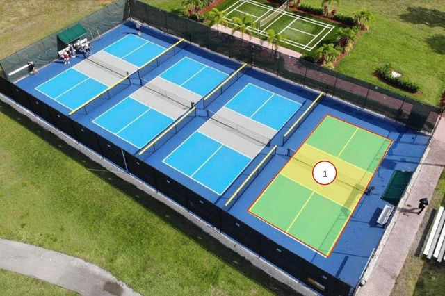 433 Durham O 433, Deerfield Beach, FL 33442