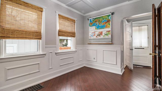 146 North Avenue, Mt. Clemens, MI 48043