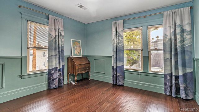 146 North Avenue, Mt. Clemens, MI 48043