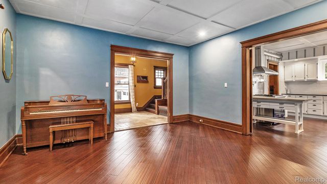 146 North Avenue, Mt. Clemens, MI 48043