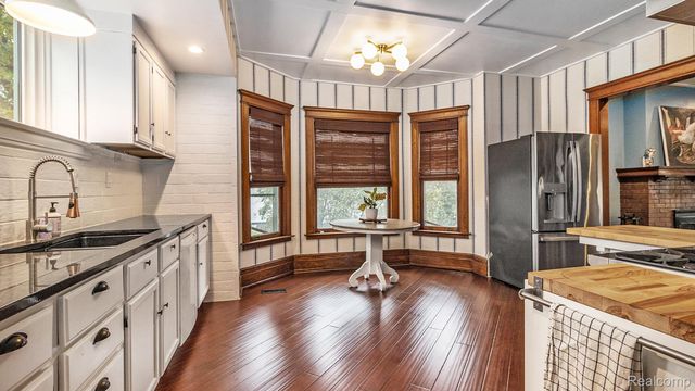 146 North Avenue, Mt. Clemens, MI 48043