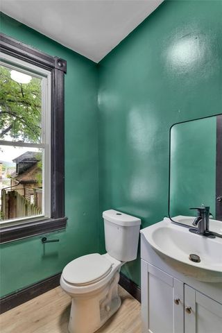 8 Marie Ave, Avalon, PA 15202