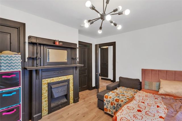 8 Marie Ave, Avalon, PA 15202