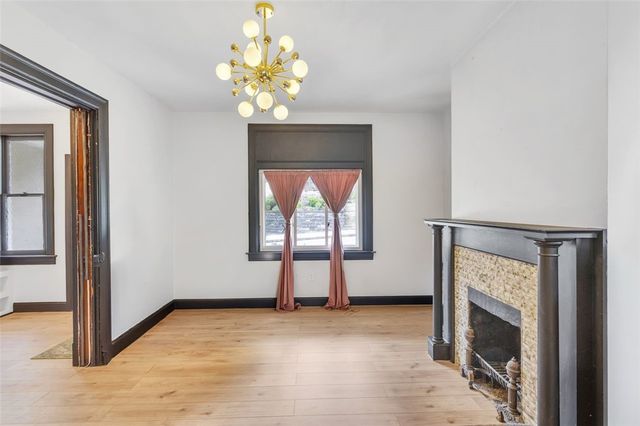 8 Marie Ave, Avalon, PA 15202