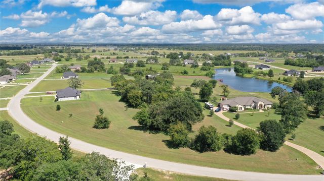 10289 Henley Cove, Iola, TX 77861