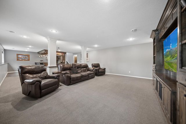 8410 151st Street, Savage, MN 55378