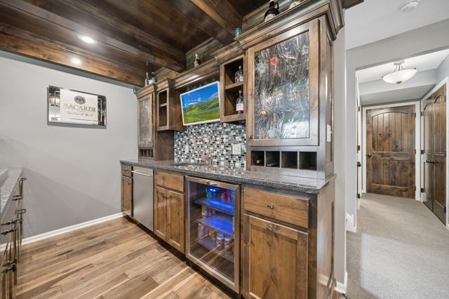 8410 151st Street, Savage, MN 55378