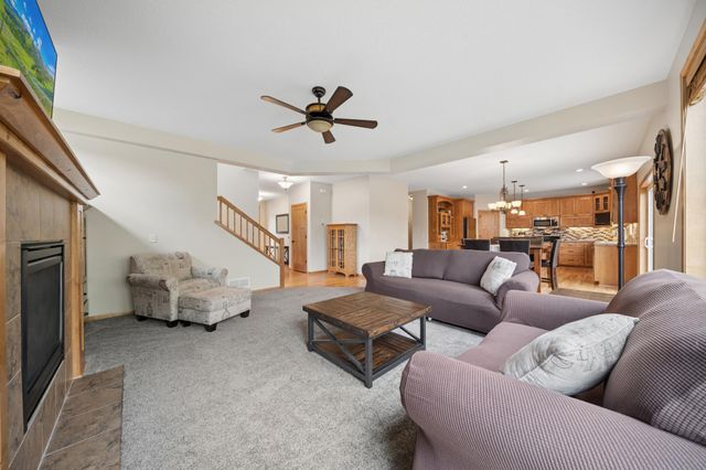 8410 151st Street, Savage, MN 55378