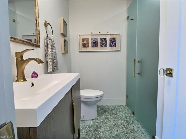 1031 Diana AVE, Naples, FL 34103