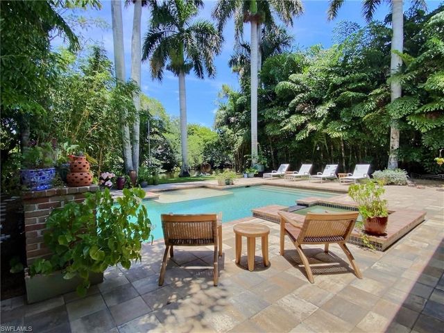 1031 Diana AVE, Naples, FL 34103