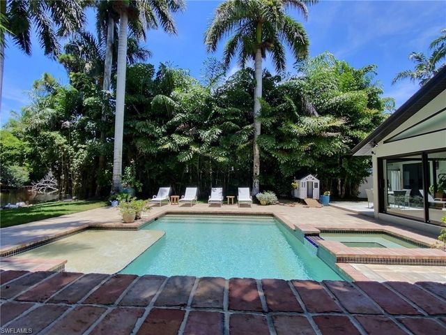 1031 Diana AVE, Naples, FL 34103