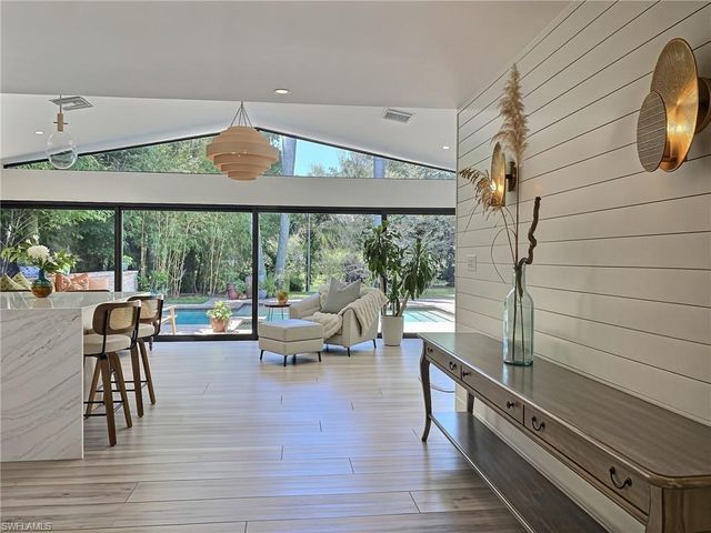 1031 Diana AVE, Naples, FL 34103