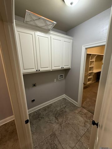 17734 Spring Creek Dr, Baton Rouge, LA 70817