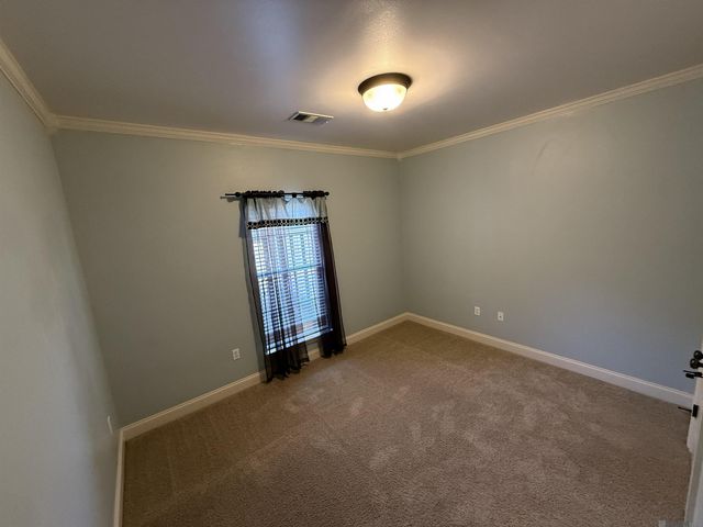 17734 Spring Creek Dr, Baton Rouge, LA 70817