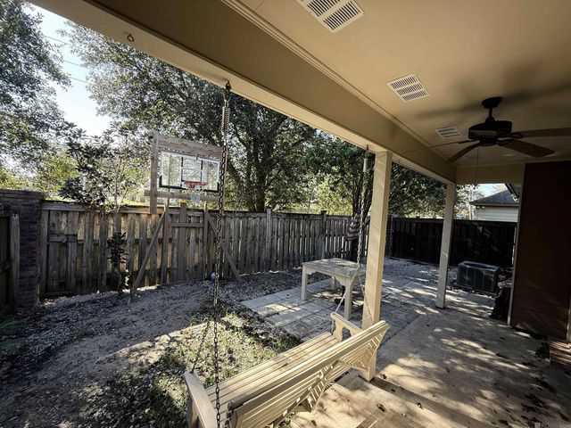 17734 Spring Creek Dr, Baton Rouge, LA 70817