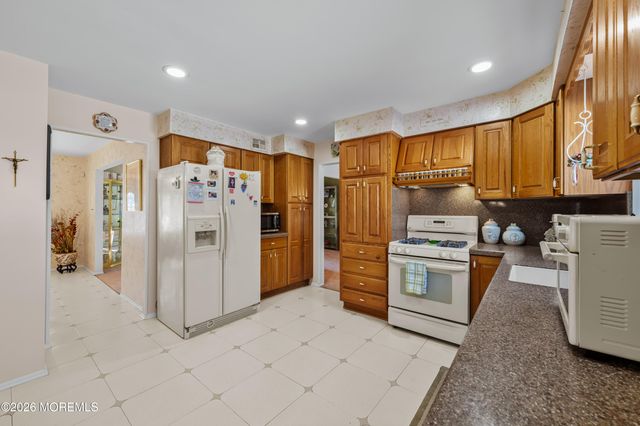 639 Tennent Road, Manalapan, NJ 07726