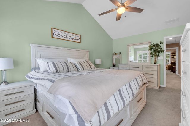 5 Painted Wagon Road 108, Holmdel, NJ 07733