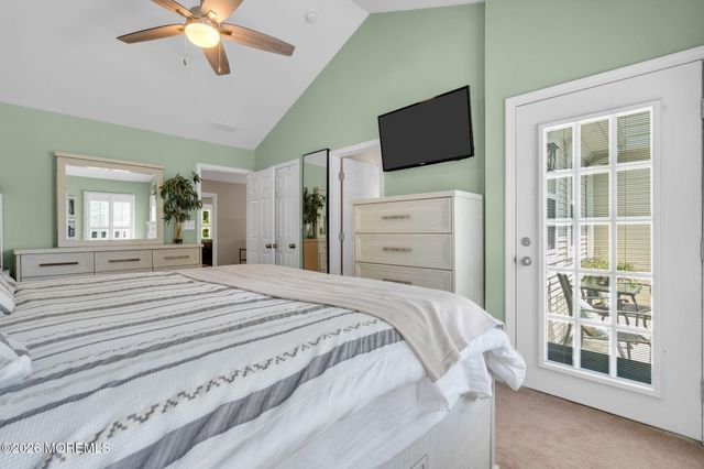 5 Painted Wagon Road 108, Holmdel, NJ 07733
