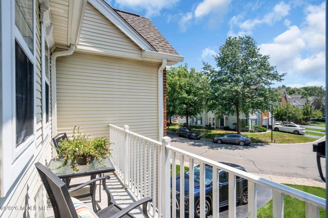 5 Painted Wagon Road 108, Holmdel, NJ 07733