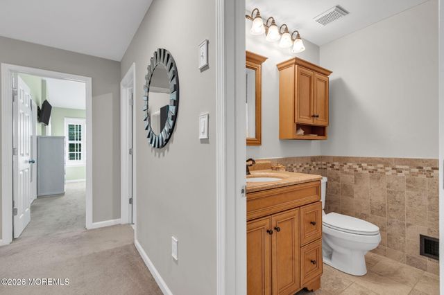 5 Painted Wagon Road 108, Holmdel, NJ 07733
