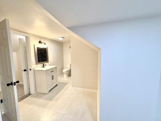 7528 6th AVENUE, Kenosha, WI 53143