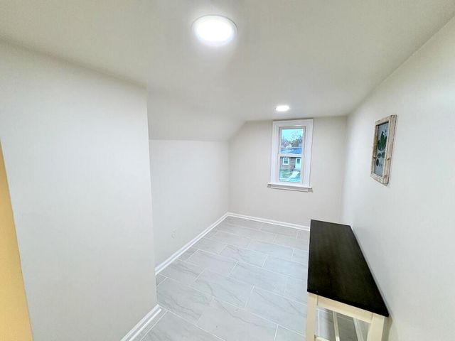 7528 6th AVENUE, Kenosha, WI 53143