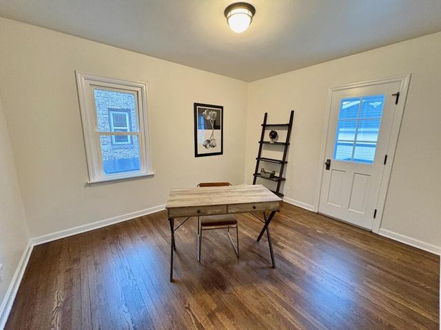 7528 6th AVENUE, Kenosha, WI 53143