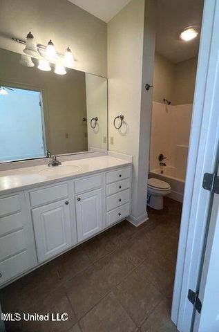 910 Jefferson Drive, Gulfport, MS 39507