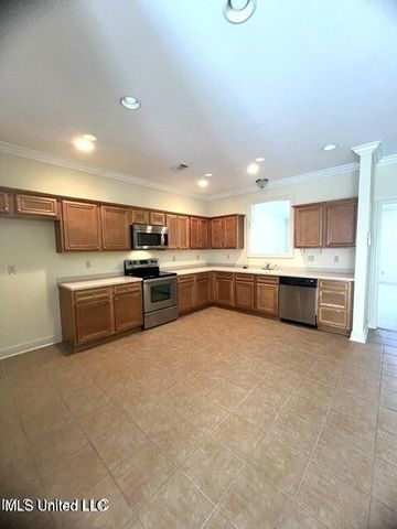 910 Jefferson Drive, Gulfport, MS 39507