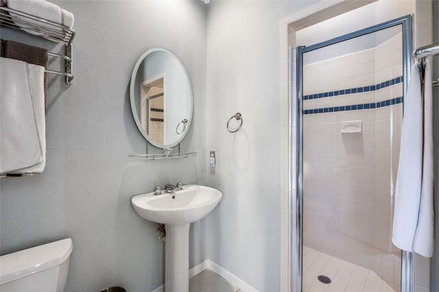 4008 Winter Park Lane, Addison, TX 75001