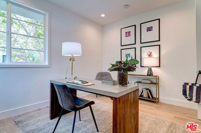 813 N Orange Drive, Los Angeles, CA 90038