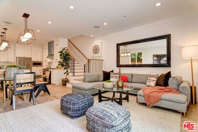 813 N Orange Drive, Los Angeles, CA 90038