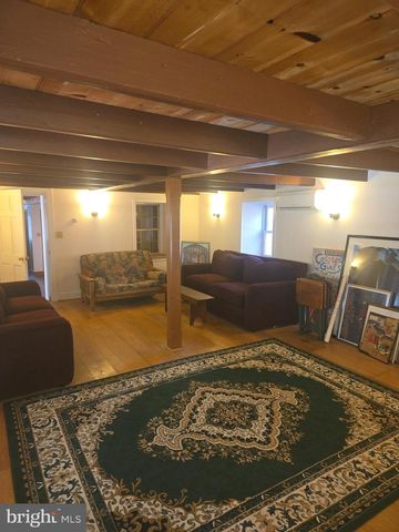 214 GAMELAND RD, Sellersville, PA 18960