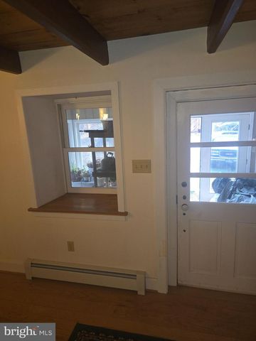 214 GAMELAND RD, Sellersville, PA 18960