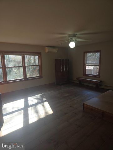 214 GAMELAND RD, Sellersville, PA 18960