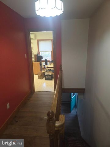 214 GAMELAND RD, Sellersville, PA 18960