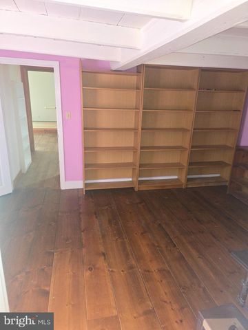 214 GAMELAND RD, Sellersville, PA 18960