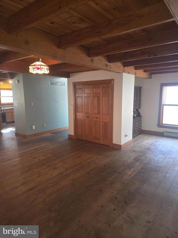 214 GAMELAND RD, Sellersville, PA 18960