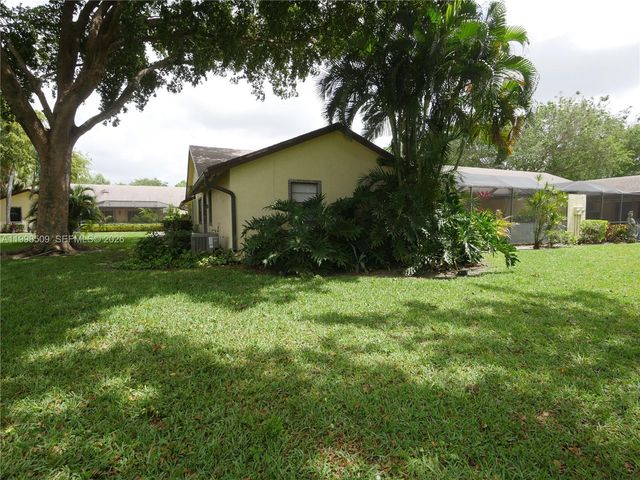 23359 Barlake Drive, Boca Raton, FL 33433
