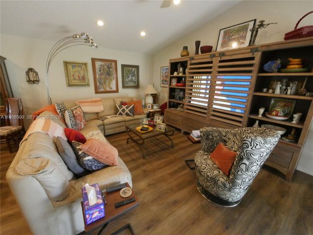 23359 Barlake Drive, Boca Raton, FL 33433