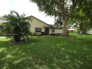 23359 Barlake Drive, Boca Raton, FL 33433