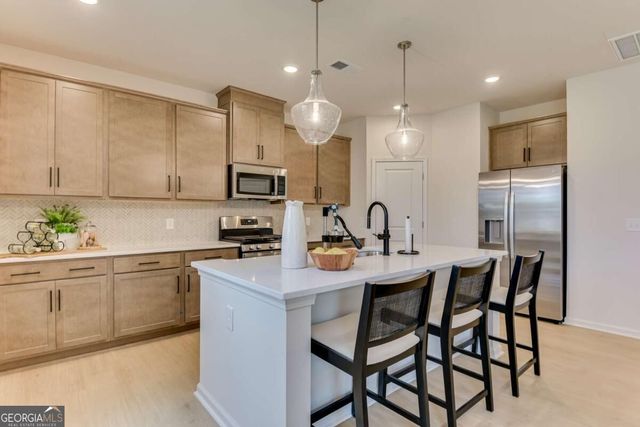 417 Satilla Court, Locust Grove, GA 30248