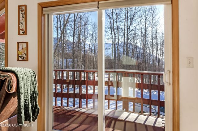 3250 N Diana Avenue, Palmer, AK 99645