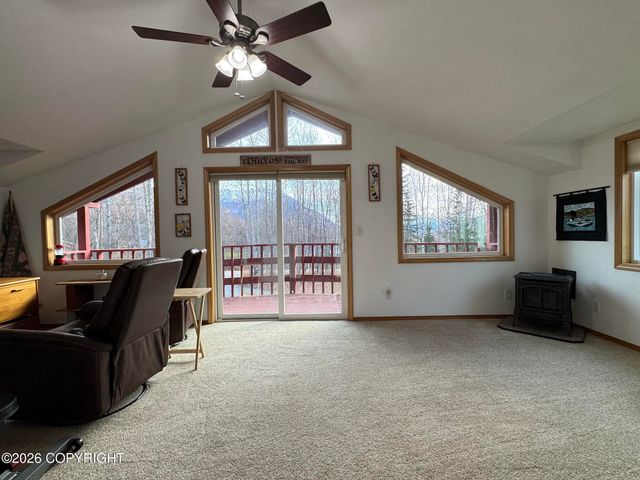 3250 N Diana Avenue, Palmer, AK 99645