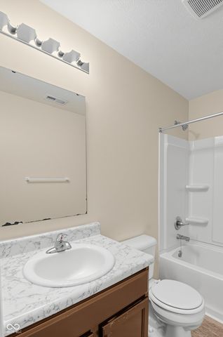 485 Haywood Drive, Greenfield, IN 46140