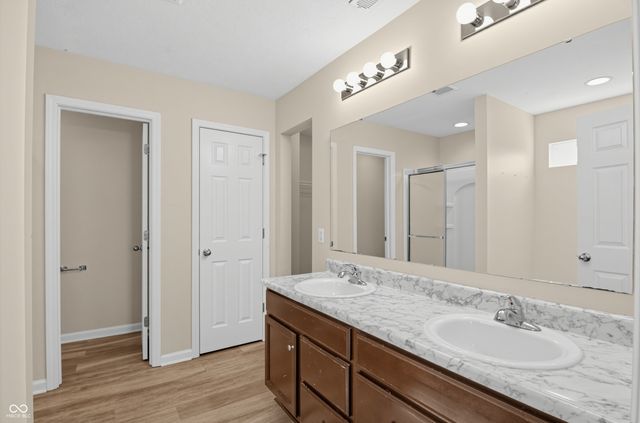 485 Haywood Drive, Greenfield, IN 46140