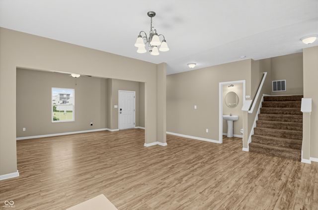485 Haywood Drive, Greenfield, IN 46140